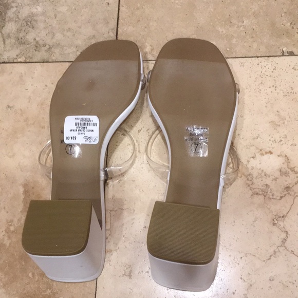 NWOB clear strap mules 7 - Picture 4 of 4